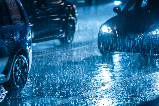 How to Check and Replace Your Windshield Wipers